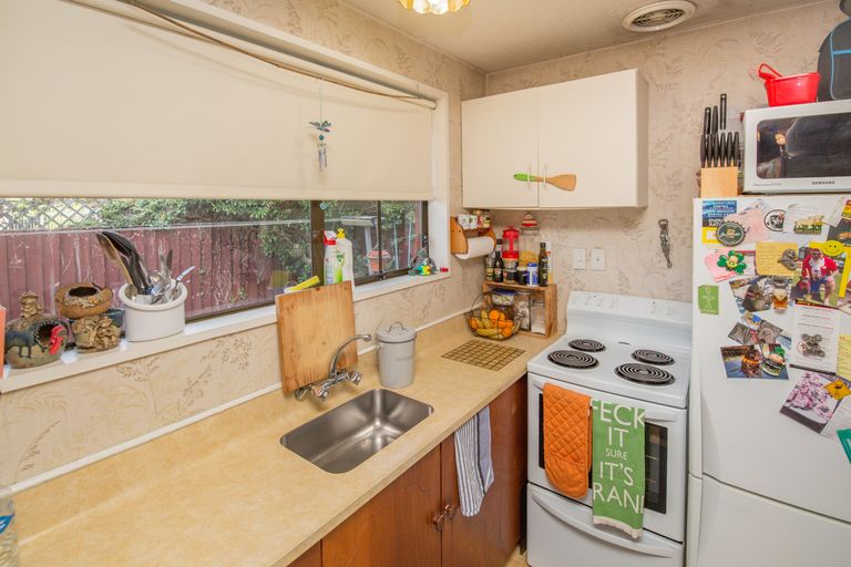 Photo of property in 15 Flaxwood Lane, Waltham, Christchurch, 8023