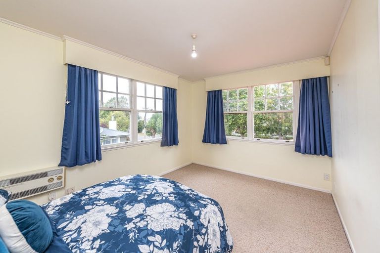 Photo of property in 11 Saint Leonard Street, Saint Johns Hill, Whanganui, 4501