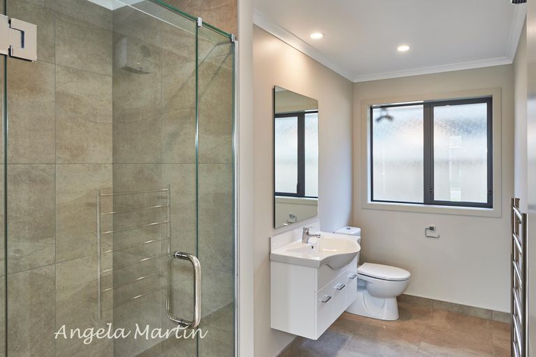 Photo of property in 3 Arena Court, Palmerston North, 4410