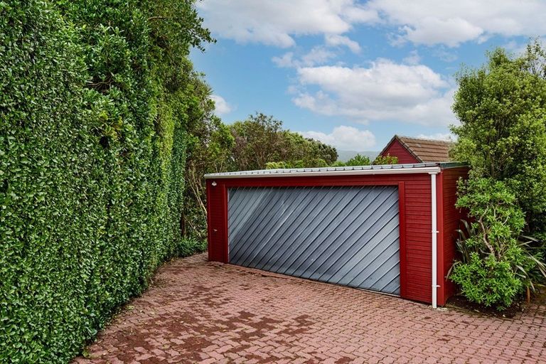 Photo of property in 40 Worcester Street, Wilton, Wellington, 6012