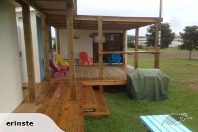 Photo of property in 104 Nikau Close, Matarangi, Whitianga, 3592