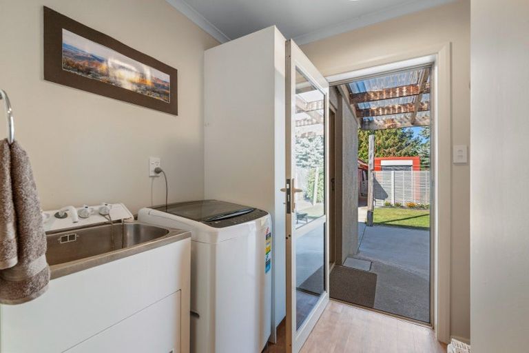 Photo of property in 3 Campbell Street, Alexandra, 9320