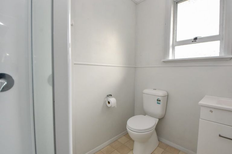 Photo of property in 25 Diamond Street, Carterton, 5713