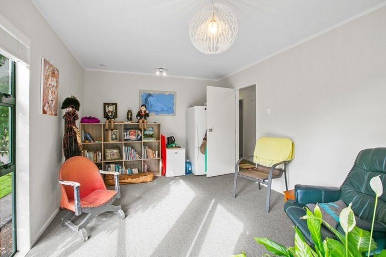 Photo of property in 83a Mangorei Road, Strandon, New Plymouth, 4312