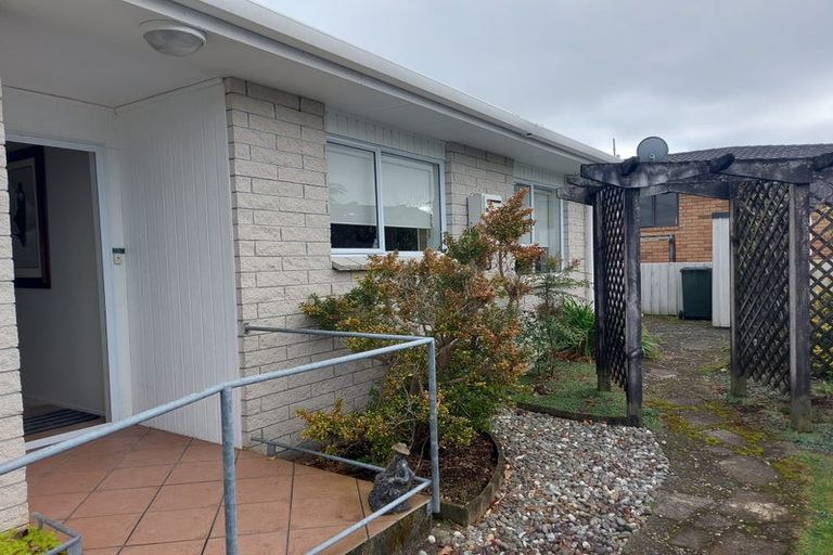 Photo of property in 82 Celia Street, Stratford, 4332