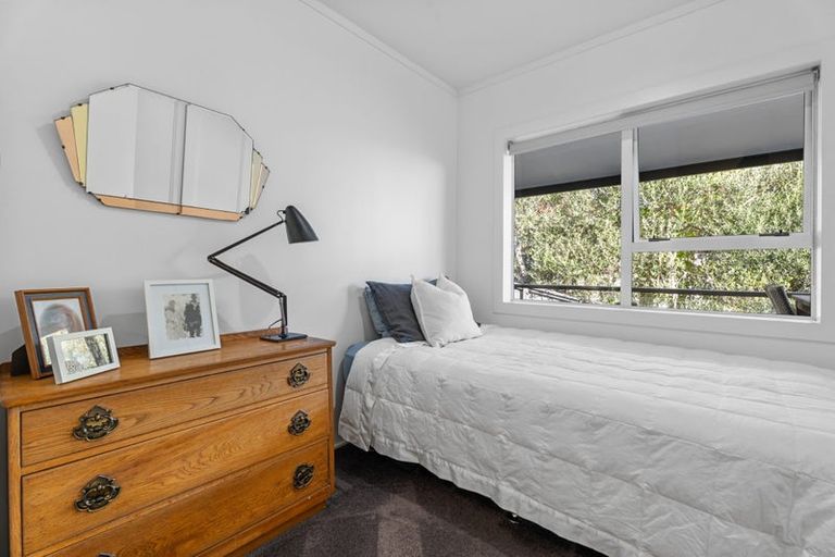 Photo of property in 2/18 Davita Place, Farm Cove, Auckland, 2012