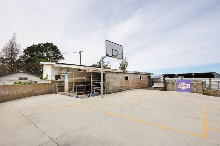 Photo of property in 1059 Rangitikei Line, Newbury, Palmerston North, 4475