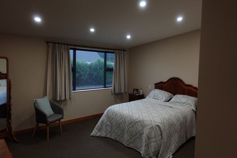 Photo of property in 86 Gladstone Road, Levin, 5571