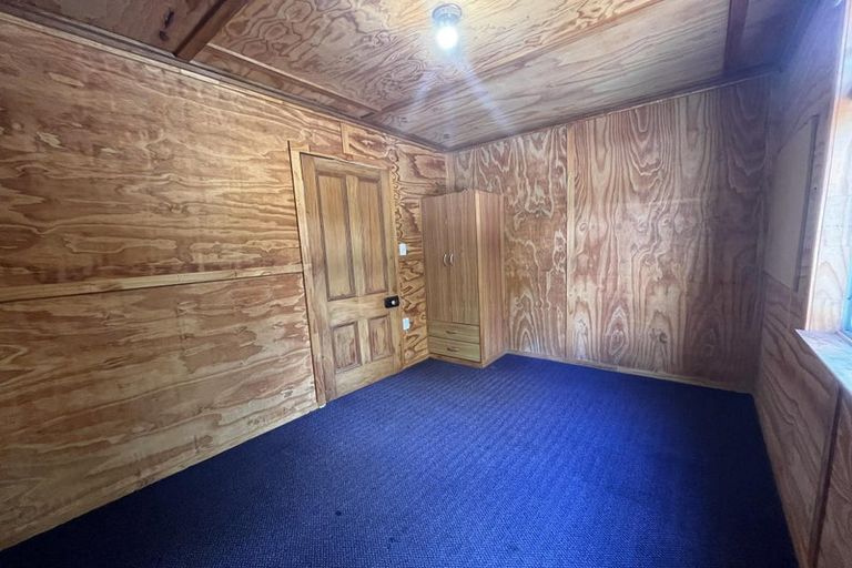 Photo of property in 148 James Line, Kelvin Grove, Palmerston North, 4414