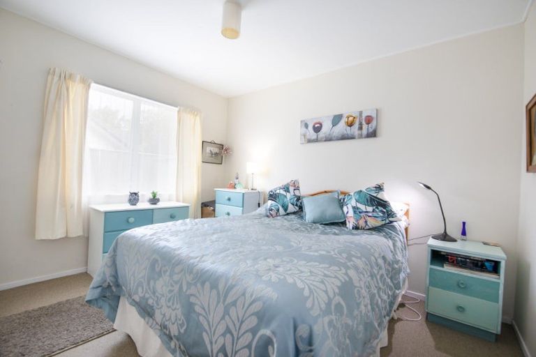 Photo of property in 11c Hinton Road, Taradale, Napier, 4112