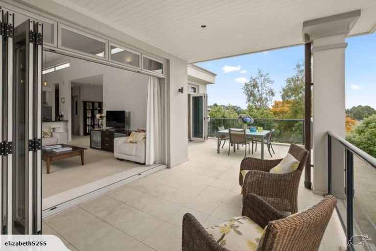 Photo of property in 138 Lake Crescent, Hamilton Lake, Hamilton, 3204