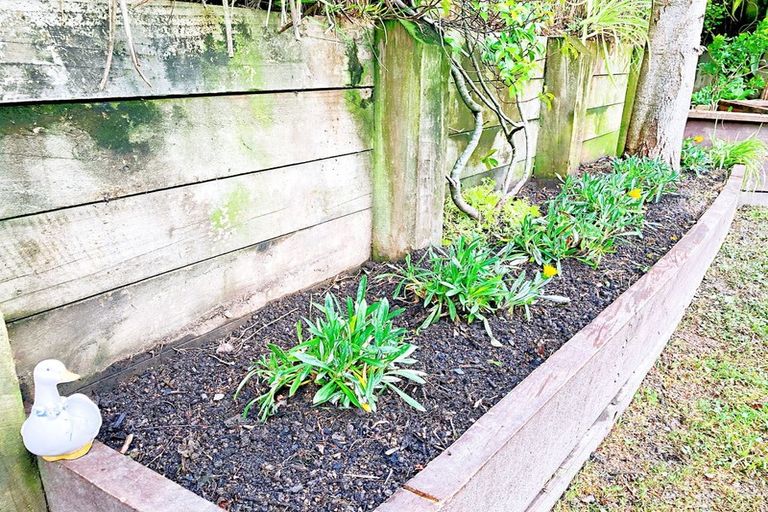 Photo of property in 11/64 Schnapper Rock Road, Schnapper Rock, Auckland, 0632