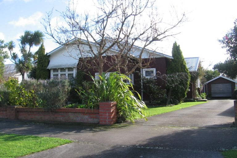 Photo of property in 31 Saint Johns Avenue, Palmerston North, 4414