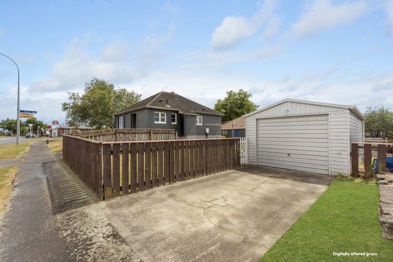 Photo of property in 97 Rangiora Avenue, Roslyn, Palmerston North, 4414