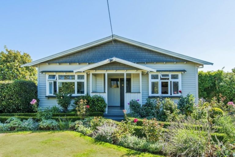 Photo of property in 4 Thornton Street, Darfield, 7510