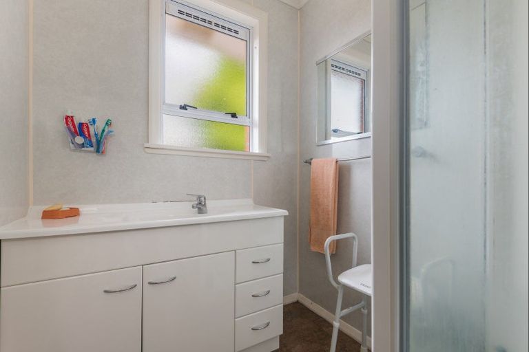 Photo of property in 7 Coventry Street, Highbury, Palmerston North, 4412