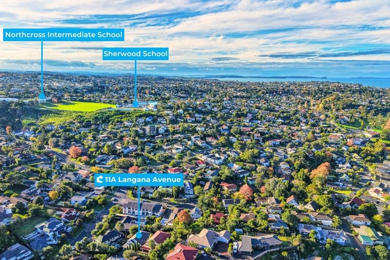 Photo of property in 11a Langana Avenue, Browns Bay, Auckland, 0630