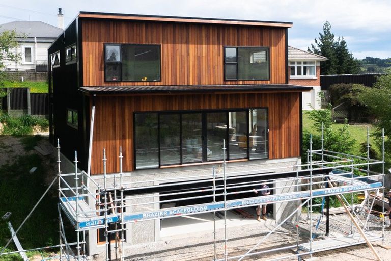 Photo of property in 1 Ensor Street, Burnside, Dunedin, 9011