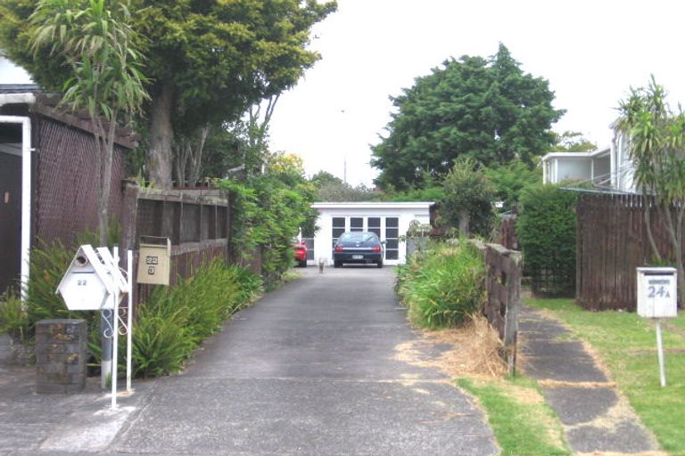 Photo of property in 3/22 Evelyn Place, Hillcrest, Auckland, 0627