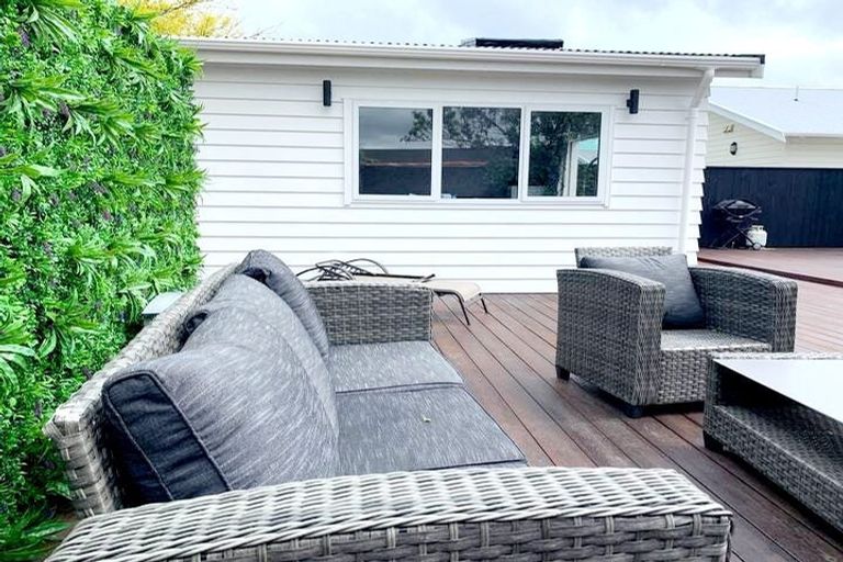 Photo of property in 10 Plunket Avenue, Petone, Lower Hutt, 5012