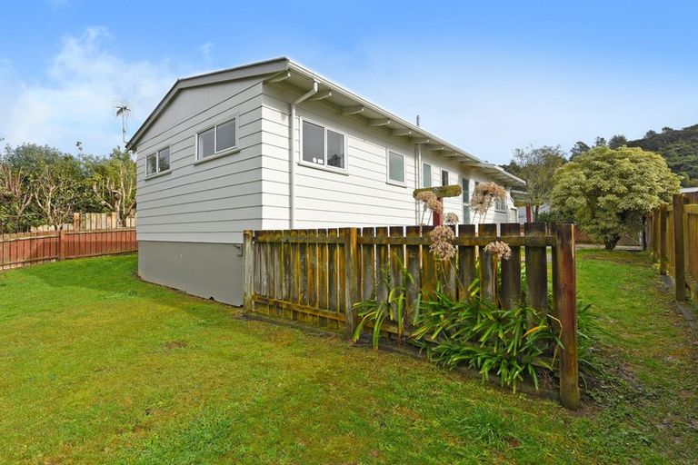 Photo of property in 153b George Street, Stokes Valley, Lower Hutt, 5019