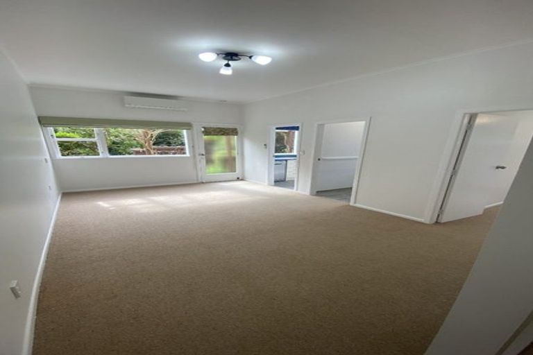 Photo of property in 28 Delhi Crescent, Khandallah, Wellington, 6035