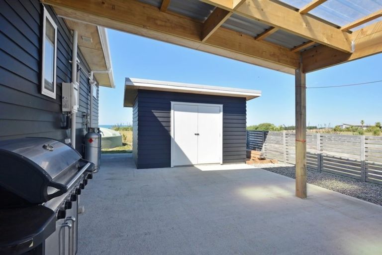 Photo of property in 25 Rochdale Road, Riversdale Beach, Masterton, 5872