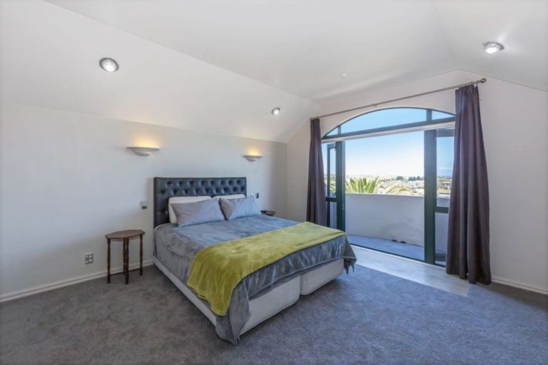 Photo of property in 1199 Whangaparaoa Road, Gulf Harbour, Whangaparaoa, 0930