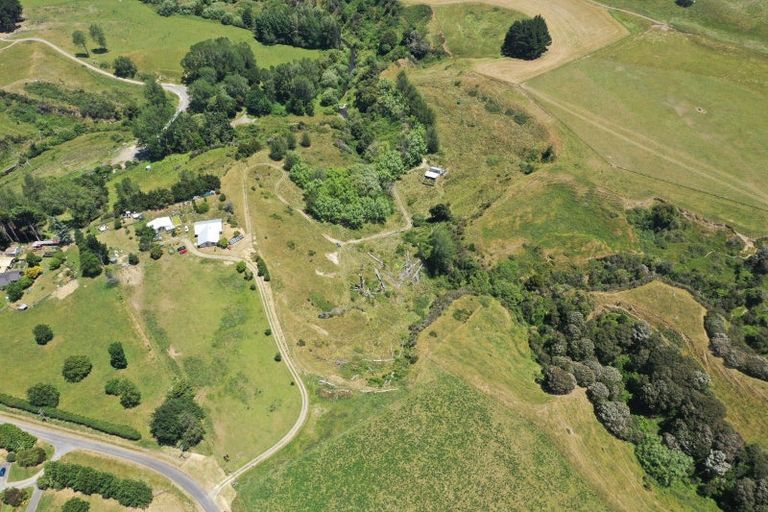 Photo of property in 400 Rakaiatai Road, Ormondville, Dannevirke, 4977