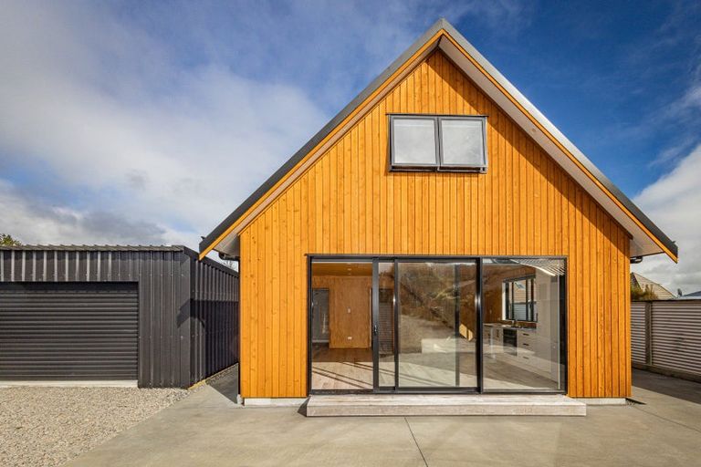 Photo of property in 18 Lee Street, Ohakune, 4625