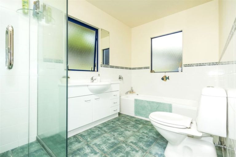 Photo of property in 13 Asbury Crescent, Campbells Bay, Auckland, 0630