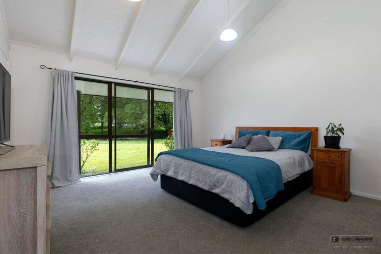 Photo of property in 21a Hamilton Road, Lake Rotoma, Rotorua, 3074