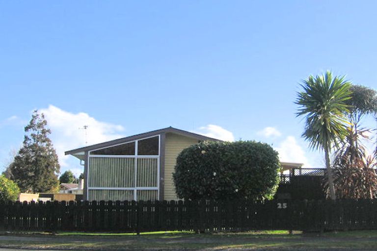 Photo of property in 25 Deanwell Avenue, Deanwell, Hamilton, 3206