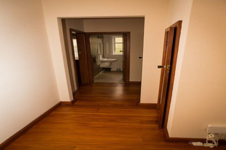 Photo of property in 16 Athens Street, Miramar, Wellington, 6022