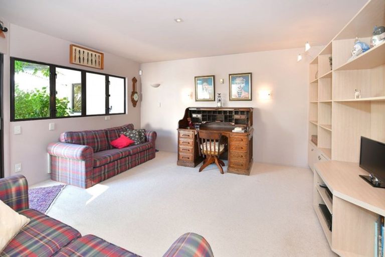 Photo of property in 74 Ardern Avenue, Stanmore Bay, Whangaparaoa, 0932