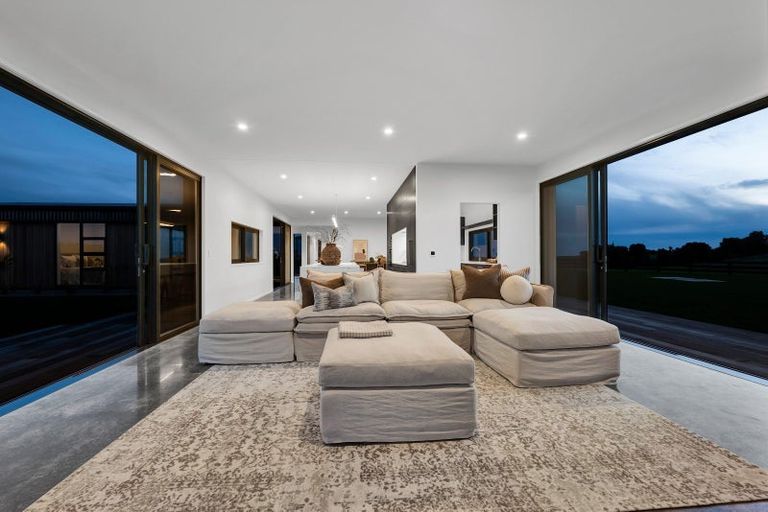 Photo of property in 29 Washer Road, Omata, New Plymouth, 4374