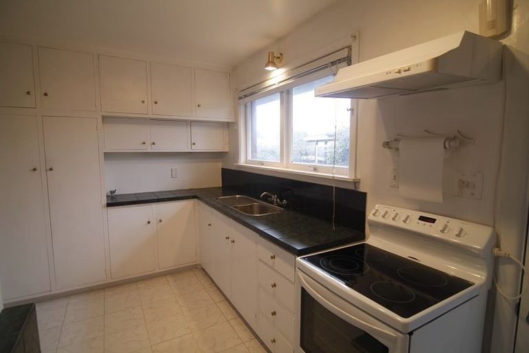 Photo of property in 131 Kendal Avenue, Burnside, Christchurch, 8053