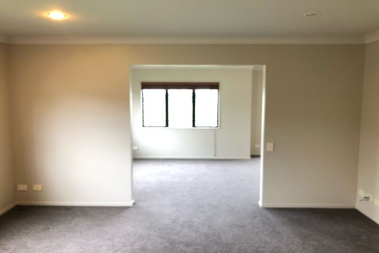 Photo of property in 3 Rialto Court, East Tamaki Heights, Auckland, 2016