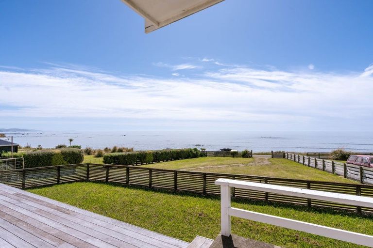 Photo of property in 879 Mataikona Road, Mataikona, Masterton, 5889