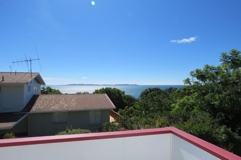 Photo of property in 6 Kupe Road, Coopers Beach, 0420