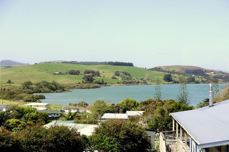 Photo of property in 37 Peninsula Parade, Hihi, Mangonui, 0494
