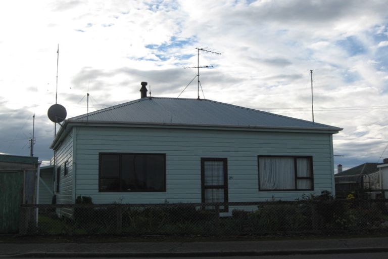 Photo of property in 25 Baxter Street, Balclutha, 9230