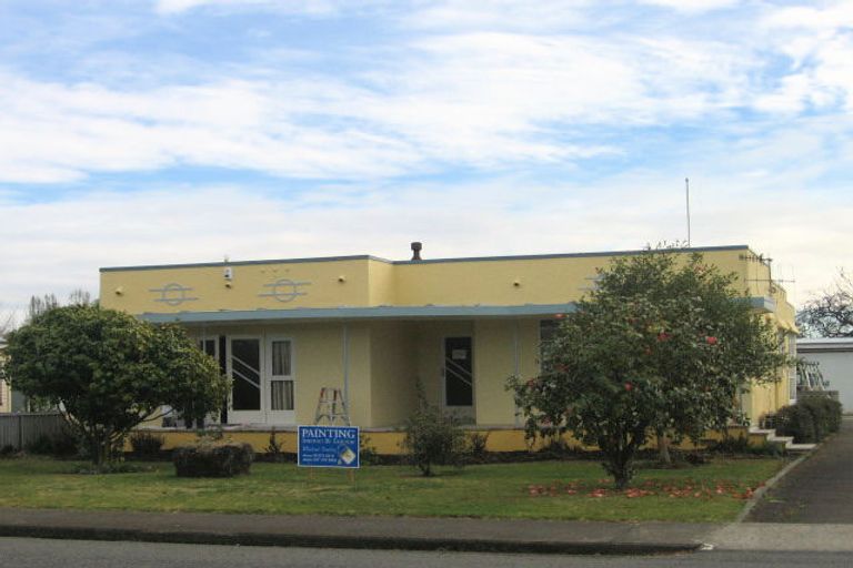 Photo of property in 1418 Woodstock Avenue, Mayfair, Hastings, 4122