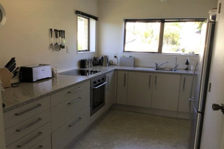 Photo of property in 1/14 Burns Street, Westown, New Plymouth, 4310