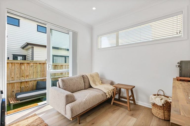 Photo of property in 22 Tai Crescent, Hobsonville, Auckland, 0616