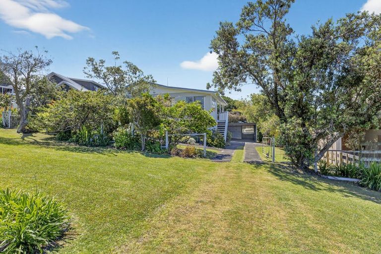 Photo of property in 45 Cumberland Street, Leigh, 0985