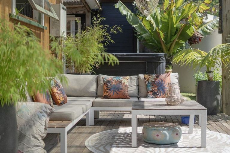 Photo of property in 8 Laycock Road, Tairua, 3508