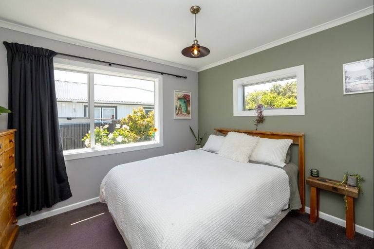 Photo of property in 9 Moore Street, Featherston, 5710