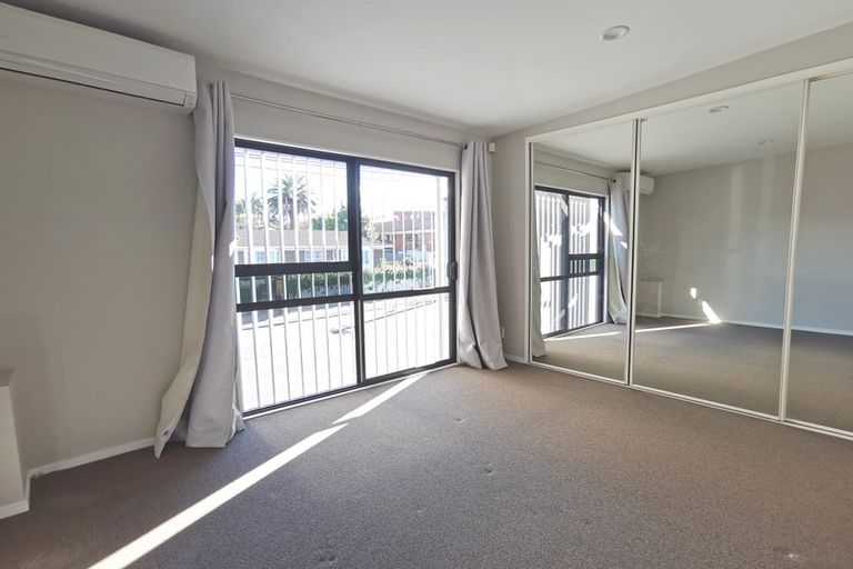 Photo of property in 329a Onehunga Mall, Onehunga, Auckland, 1061