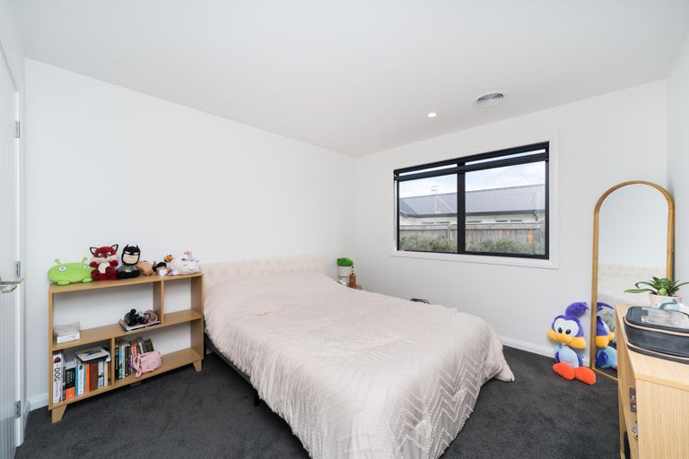 Photo of property in 61 Freedom Drive, Kelvin Grove, Palmerston North, 4414